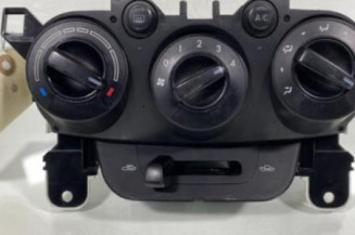 Commande chauffage MAZDA 2 2 Photo n°1