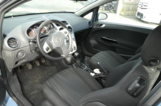 Porte avant droit OPEL CORSA D