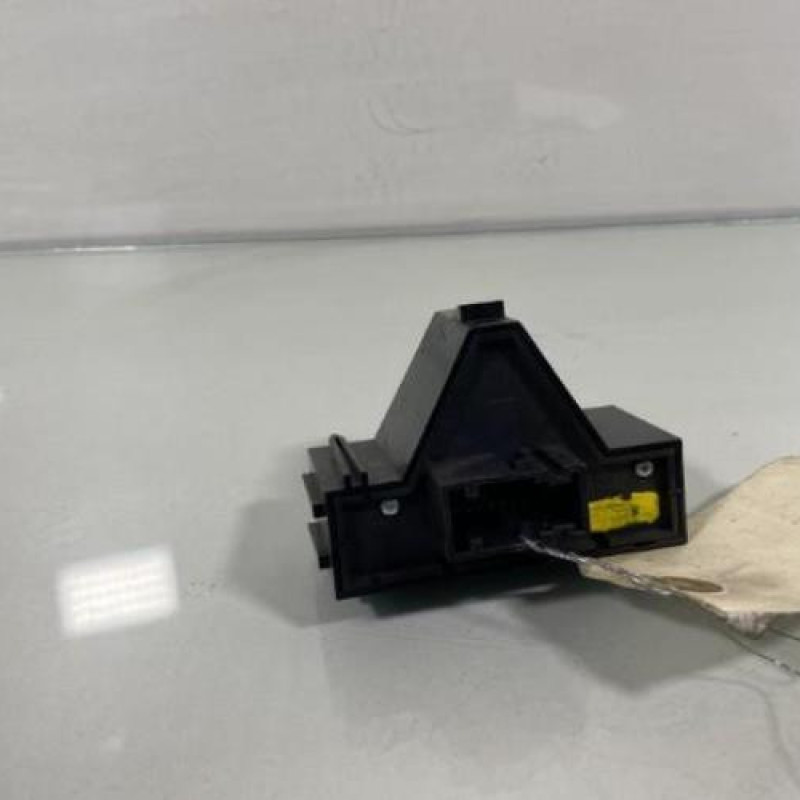 Bouton de warning OPEL CORSA D Photo n°3