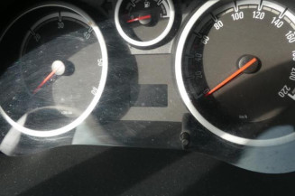 Bouton de warning OPEL CORSA D