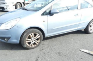 Leve vitre electrique avant gauche OPEL CORSA D
