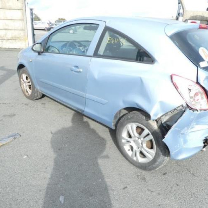 Leve vitre electrique avant gauche OPEL CORSA D Photo n°6