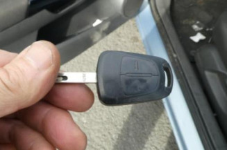 Leve vitre electrique avant gauche OPEL CORSA D