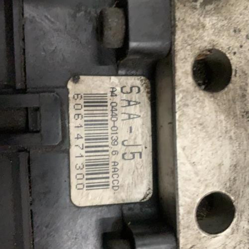 Bloc ABS (freins anti-blocage) HONDA JAZZ 2 Photo n°4