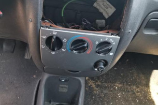 Com (Bloc Contacteur Tournant+Commodo Essuie Glace+Commodo Phare) FORD FIESTA 4