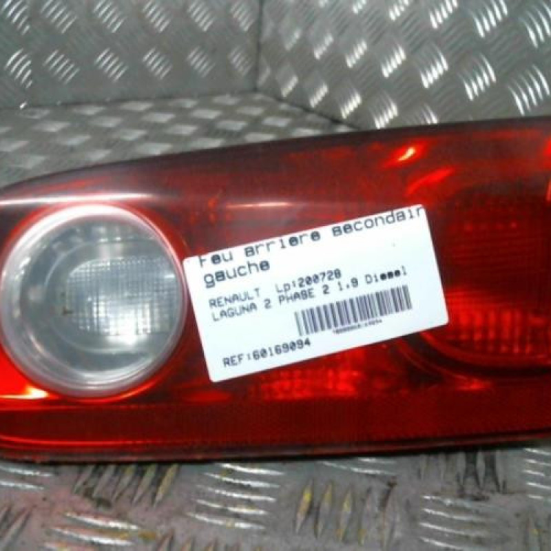 Feu arriere secondaire gauche (feux) RENAULT LAGUNA 2 Photo n°1