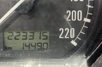 Serrure avant droit SKODA FABIA 1