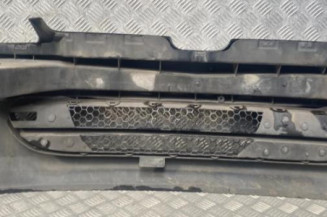 Pare choc avant PEUGEOT 106