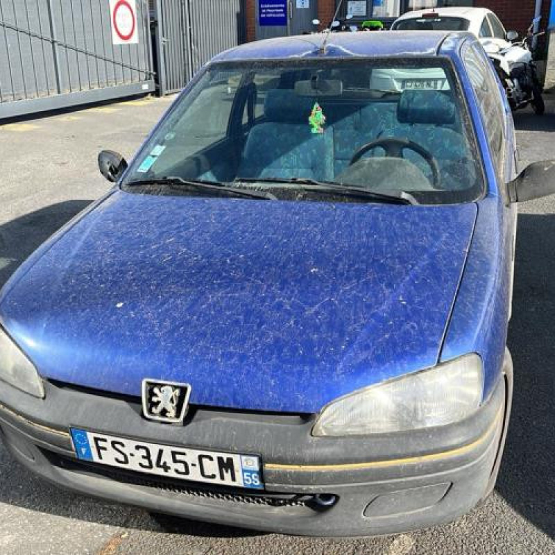 Pare choc avant PEUGEOT 106 Photo n°11