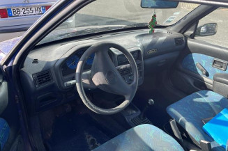 Pare choc avant PEUGEOT 106