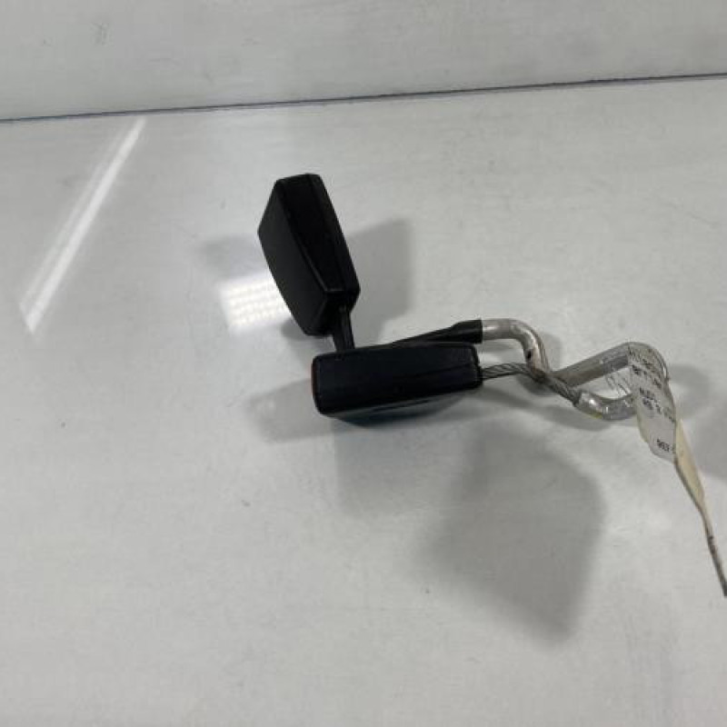 Attache ceinture arriere gauche AUDI A3 2 Photo n°3