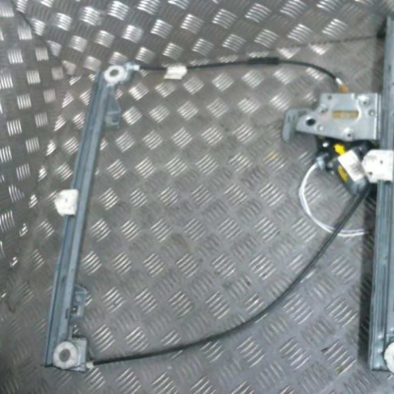 Leve vitre electrique avant droit RENAULT KANGOO 2 Photo n°1
