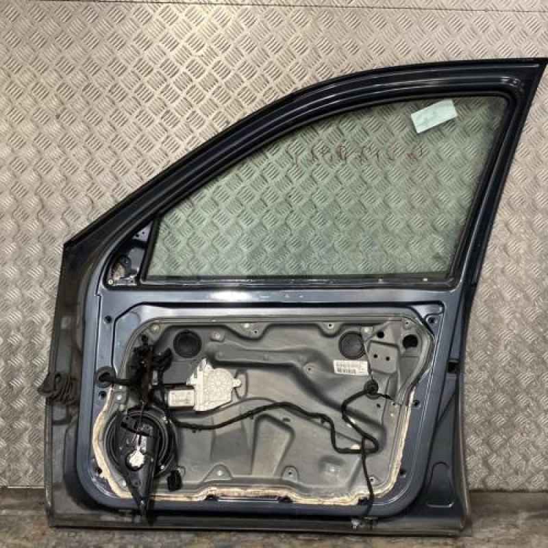 Porte avant droit VOLKSWAGEN GOLF 4 Photo n°3