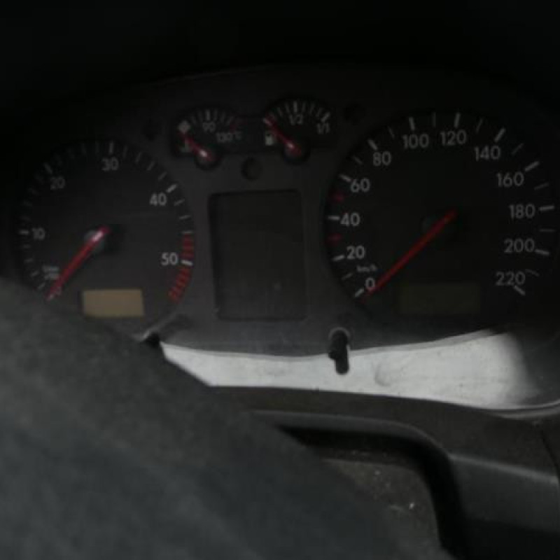 Porte avant droit VOLKSWAGEN GOLF 4 Photo n°11