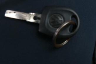 Porte avant droit VOLKSWAGEN GOLF 4