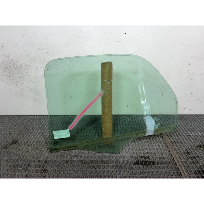Vitre arriere droit CITROEN XSARA PICASSO Photo n°8