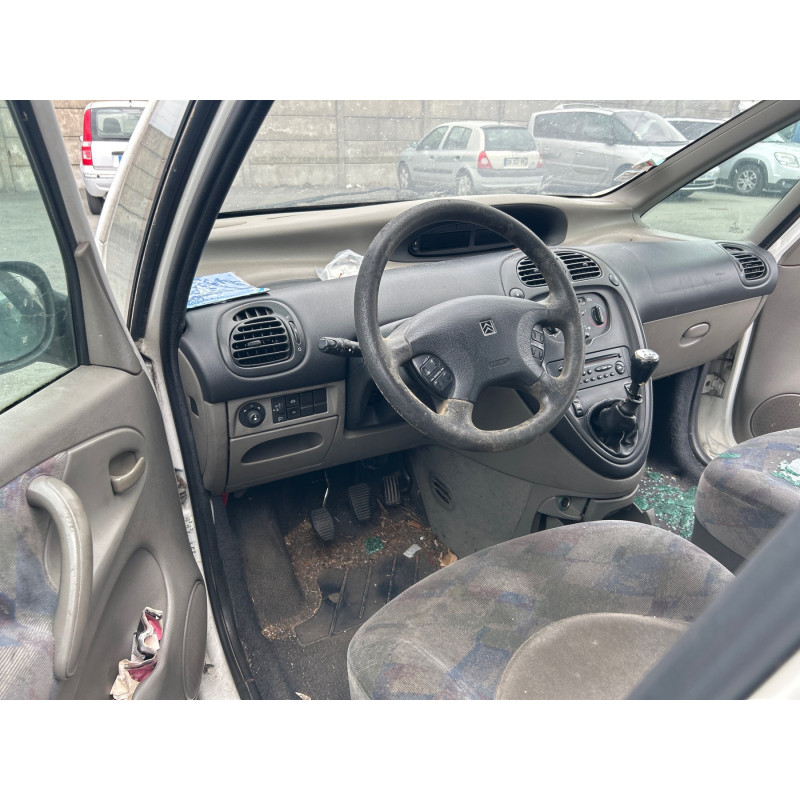 Vitre arriere droit CITROEN XSARA PICASSO Photo n°18
