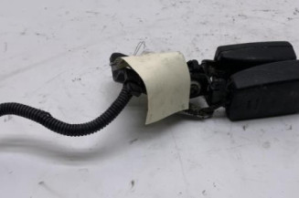 Attache ceinture arriere gauche HONDA CIVIC 8 Photo n°1
