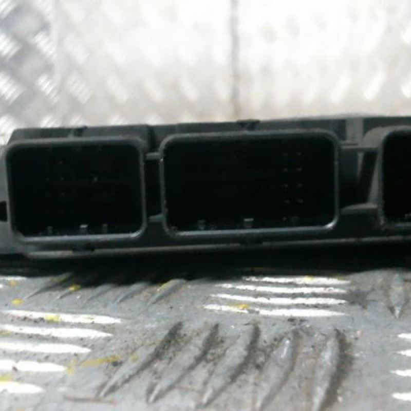 Calculateur FORD C-MAX 1 Photo n°3