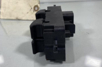 Interrupteur de leve vitre avant gauche MAZDA 2 1