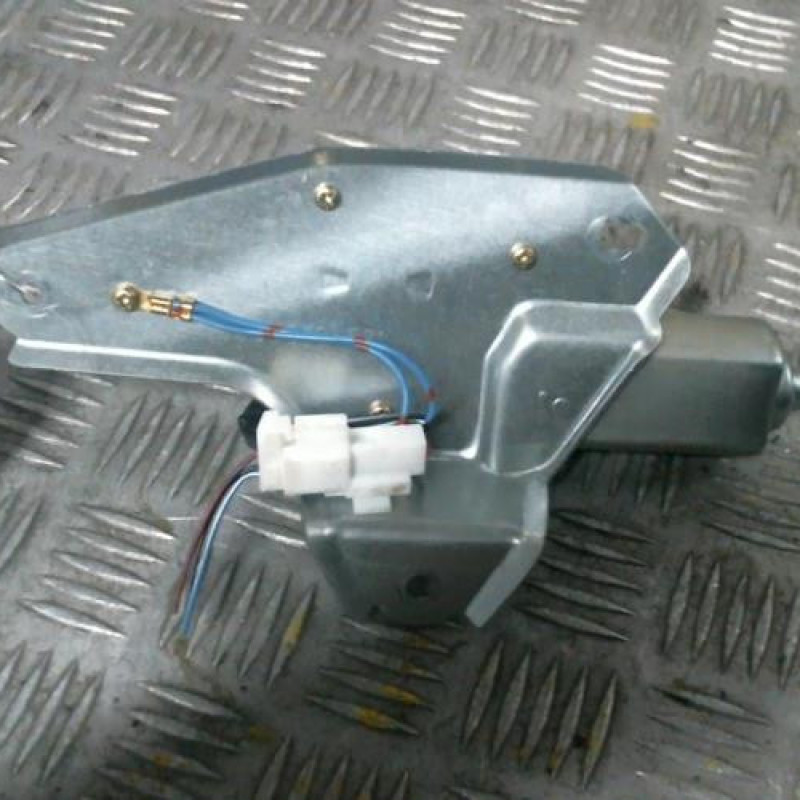Moteur essuie glace arriere MAZDA 2 1 Photo n°2