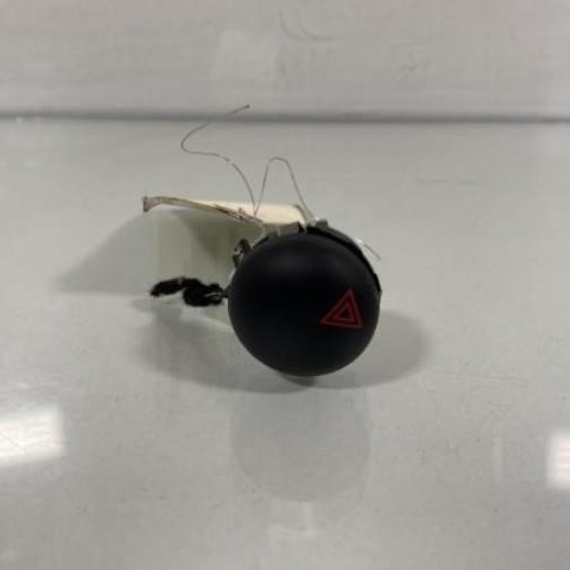 Bouton de warning MINI MINI 2 R56 Photo n°1