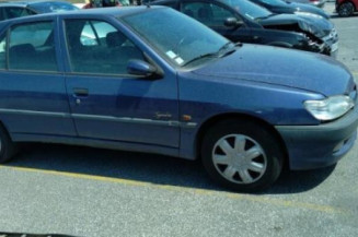 Feu arriere principal droit (feux) PEUGEOT 306