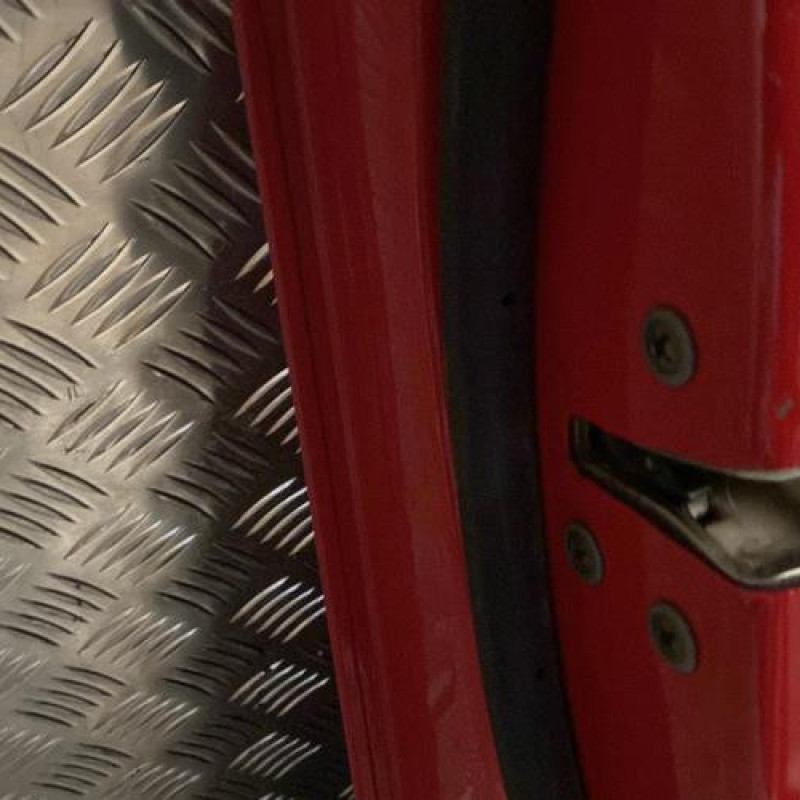 Porte avant gauche SUZUKI SWIFT 3 Photo n°5