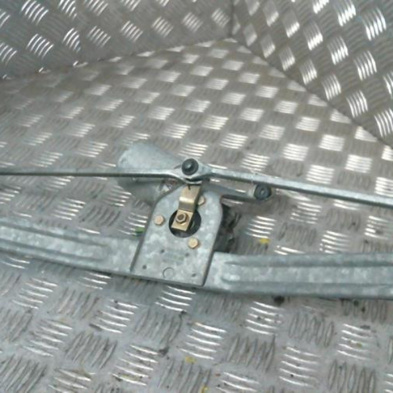 Moteur essuie glace avant VOLKSWAGEN POLO 2 Photo n°1