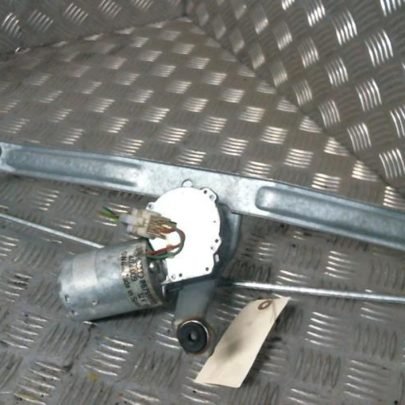 Moteur essuie glace avant VOLKSWAGEN POLO 2 Photo n°2