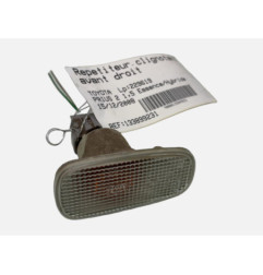 Repetiteur clignotant avant droit  (Feux) TOYOTA PRIUS 2