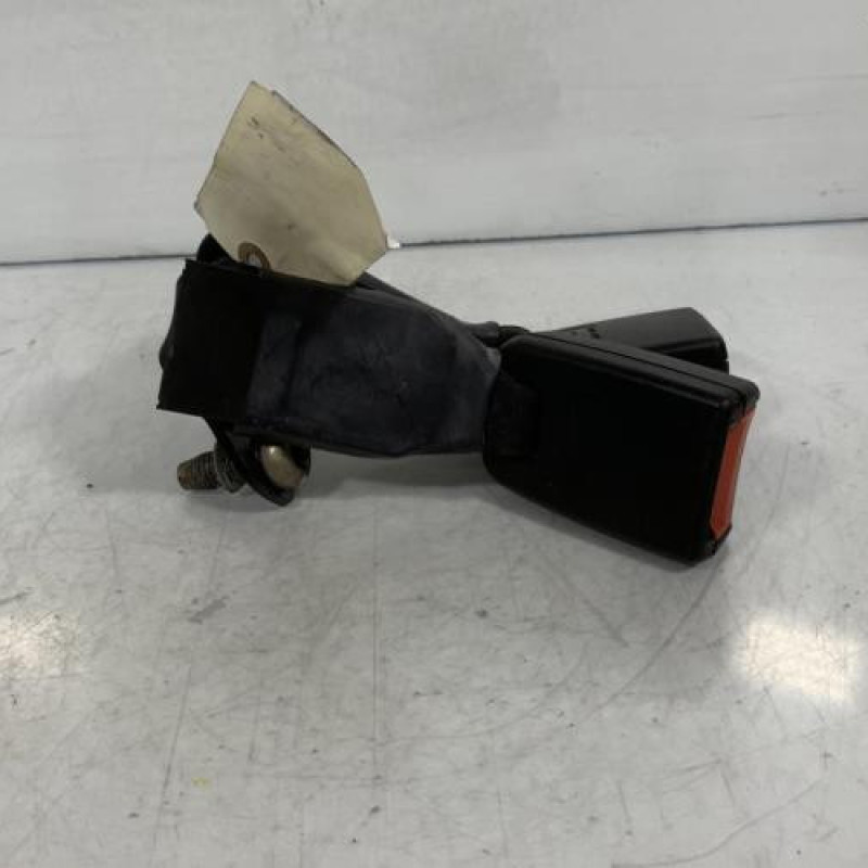 Attache ceinture arriere gauche MAZDA 2 1 Photo n°3