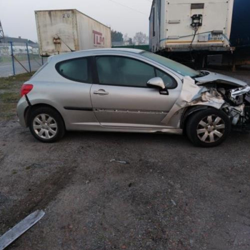 Pretensionneur de ceinture avant droit PEUGEOT 207 Photo n°5