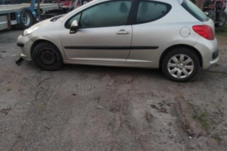 Pretensionneur de ceinture avant droit PEUGEOT 207