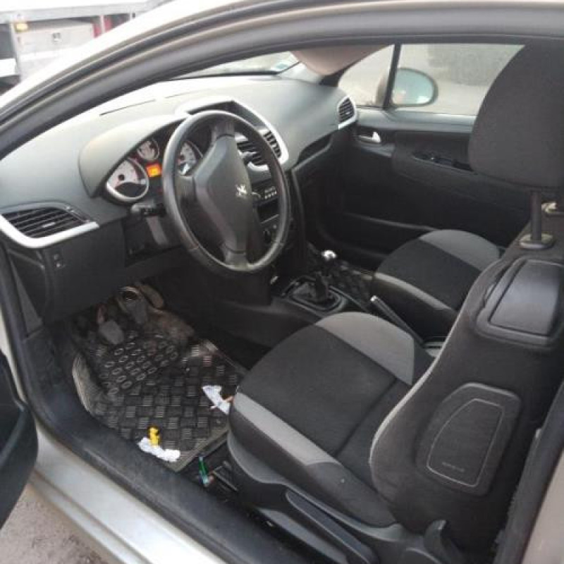 Pretensionneur de ceinture avant droit PEUGEOT 207 Photo n°8