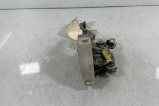 Serrure avant droit TOYOTA AYGO 1