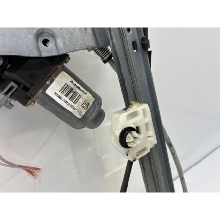 Leve vitre electrique avant droit RENAULT KANGOO 2 Photo n°1