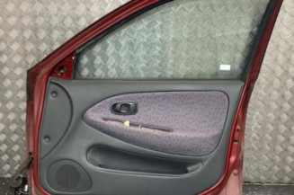 Porte avant droit HYUNDAI LANTRA 2