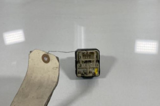 Interrupteur de leve vitre avant gauche CHEVROLET AVEO 1