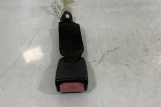 Attache ceinture arriere gauche HYUNDAI PONY 3