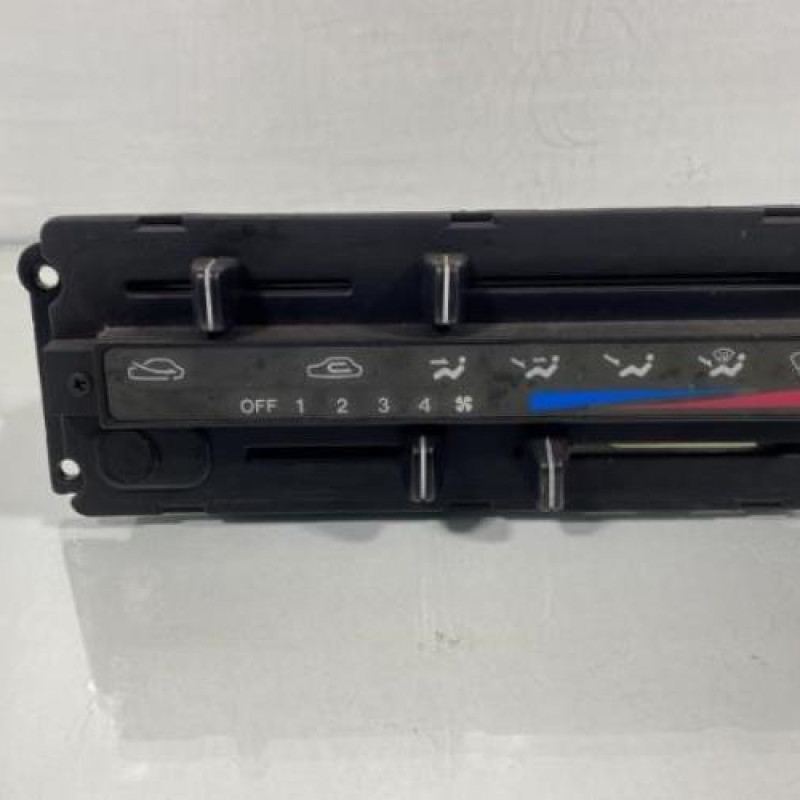 Commande chauffage HYUNDAI PONY 3 Photo n°1