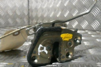 Serrure avant droit HYUNDAI PONY 3 Photo n°1