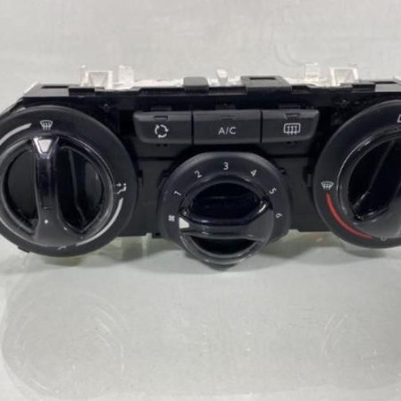 Commande chauffage PEUGEOT 208 1 Photo n°1