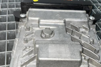 Calculateur moteur AUDI A1 1