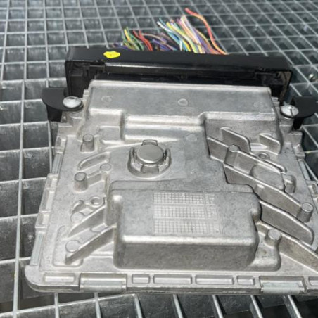 Calculateur moteur AUDI A1 1