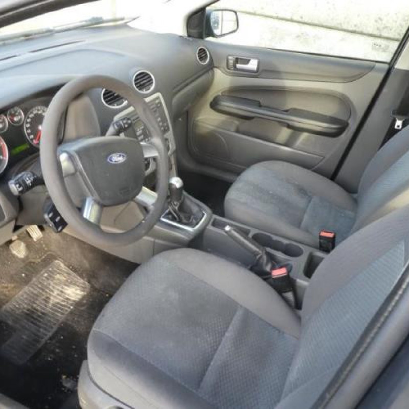 Feu arriere principal droit (feux) FORD FOCUS 2 Photo n°6