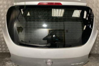 Malle/Hayon arriere FIAT BRAVO 2 Photo n°1