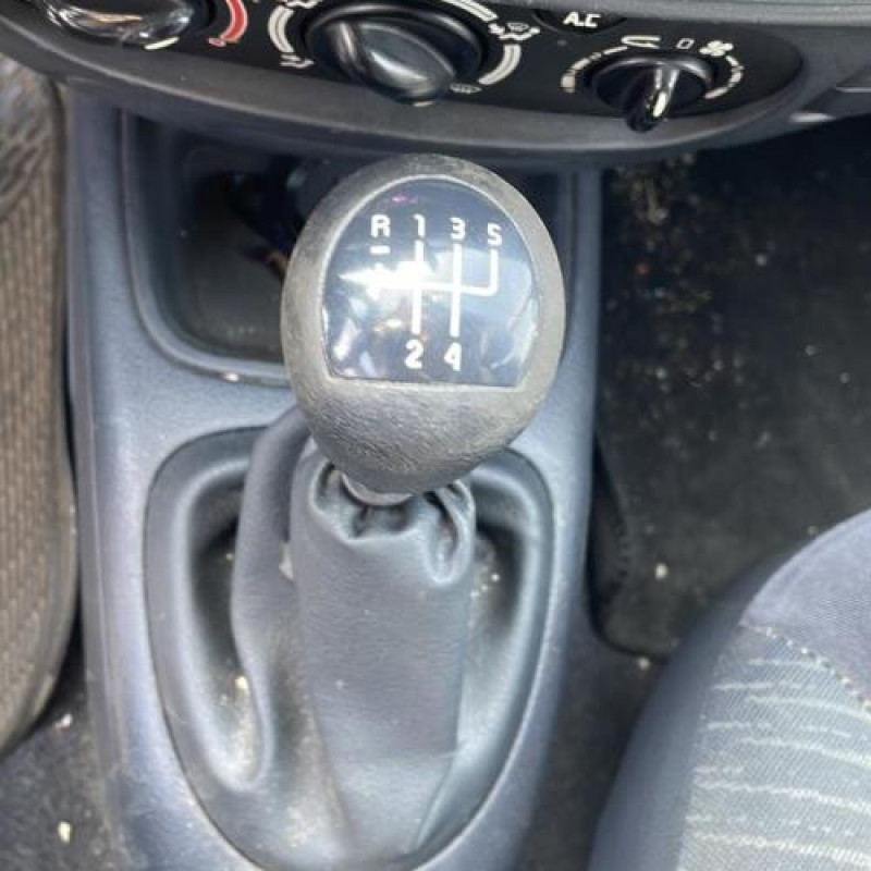 Malle/Hayon arriere RENAULT MEGANE 1 Photo n°7