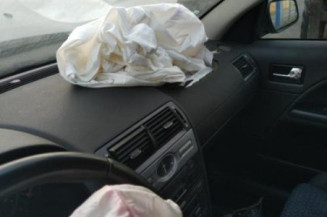 Custode arriere gauche (porte) FORD MONDEO 2