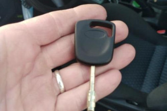 Custode arriere gauche (porte) FORD MONDEO 2